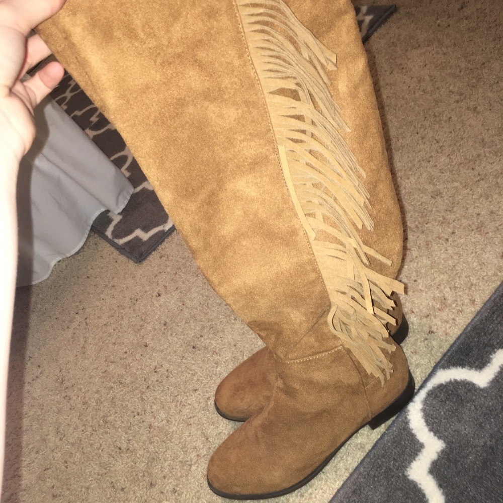 TARGET boots 8 NWOT